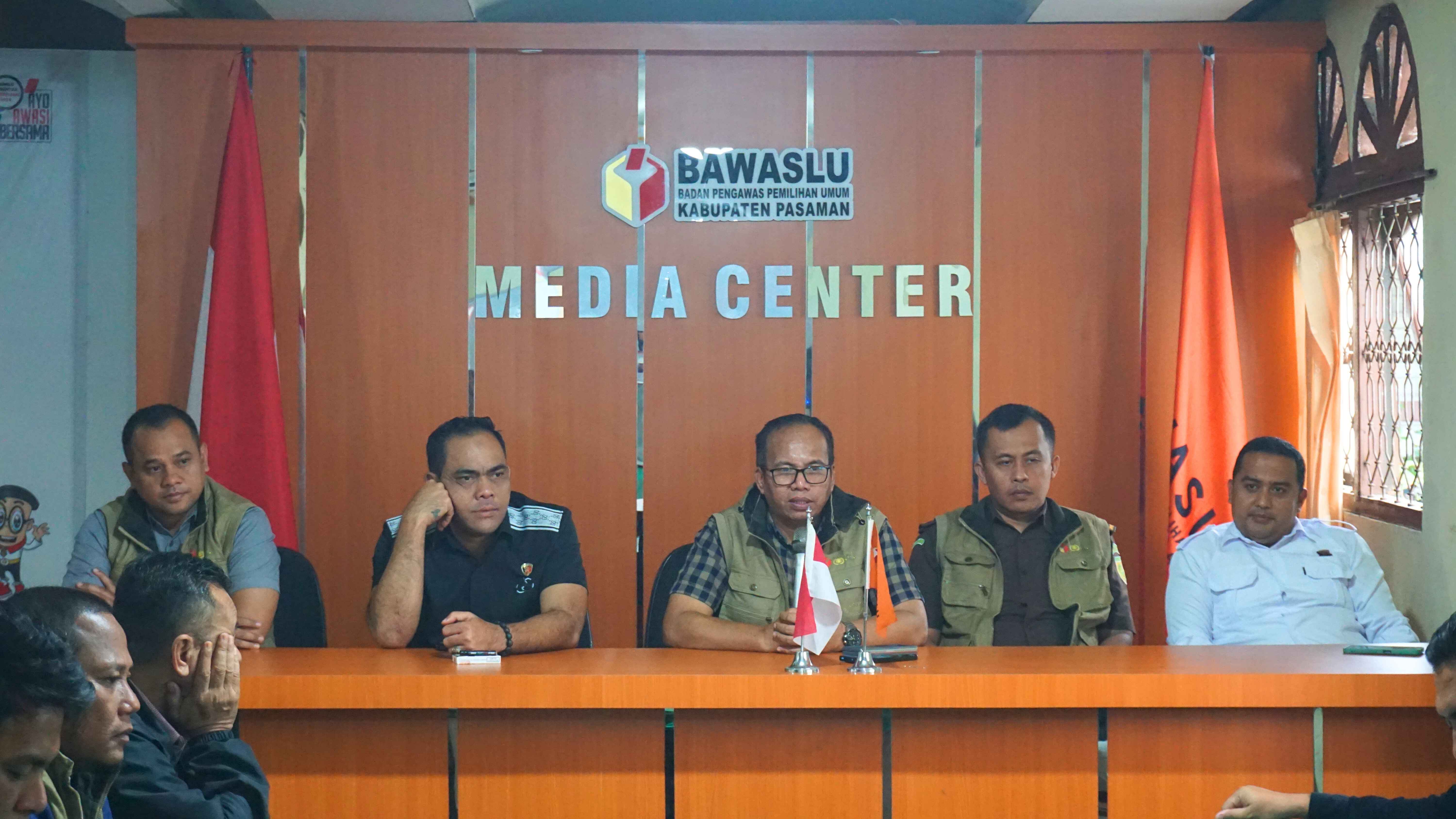 Tim Sentra Gakkumdu  Bawaslu Provinsi Sumatera Barat