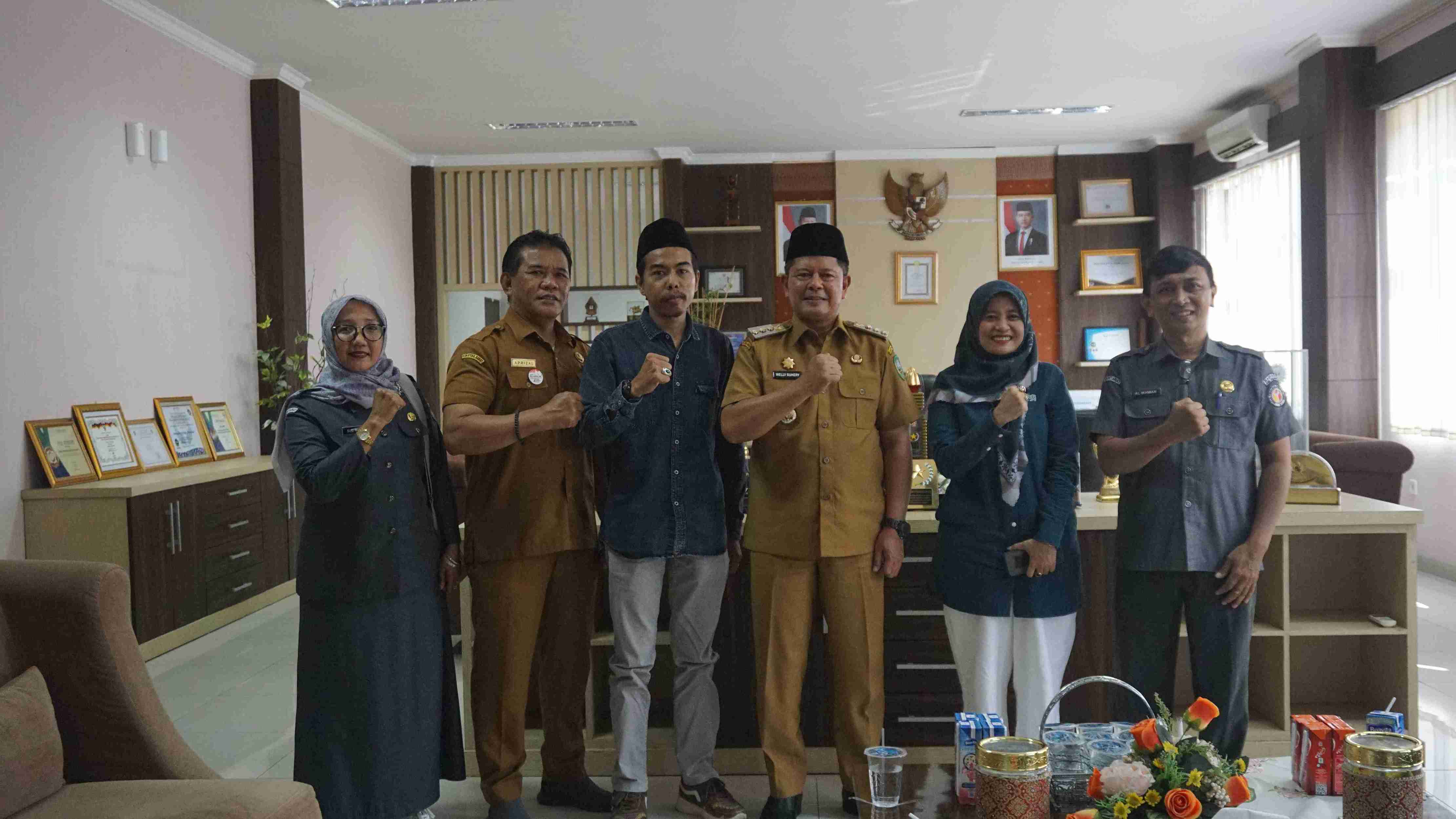 Bawaslu Pasaman Kembalikan Sisa Dana Hibah Pilkada dan PSU 2025 