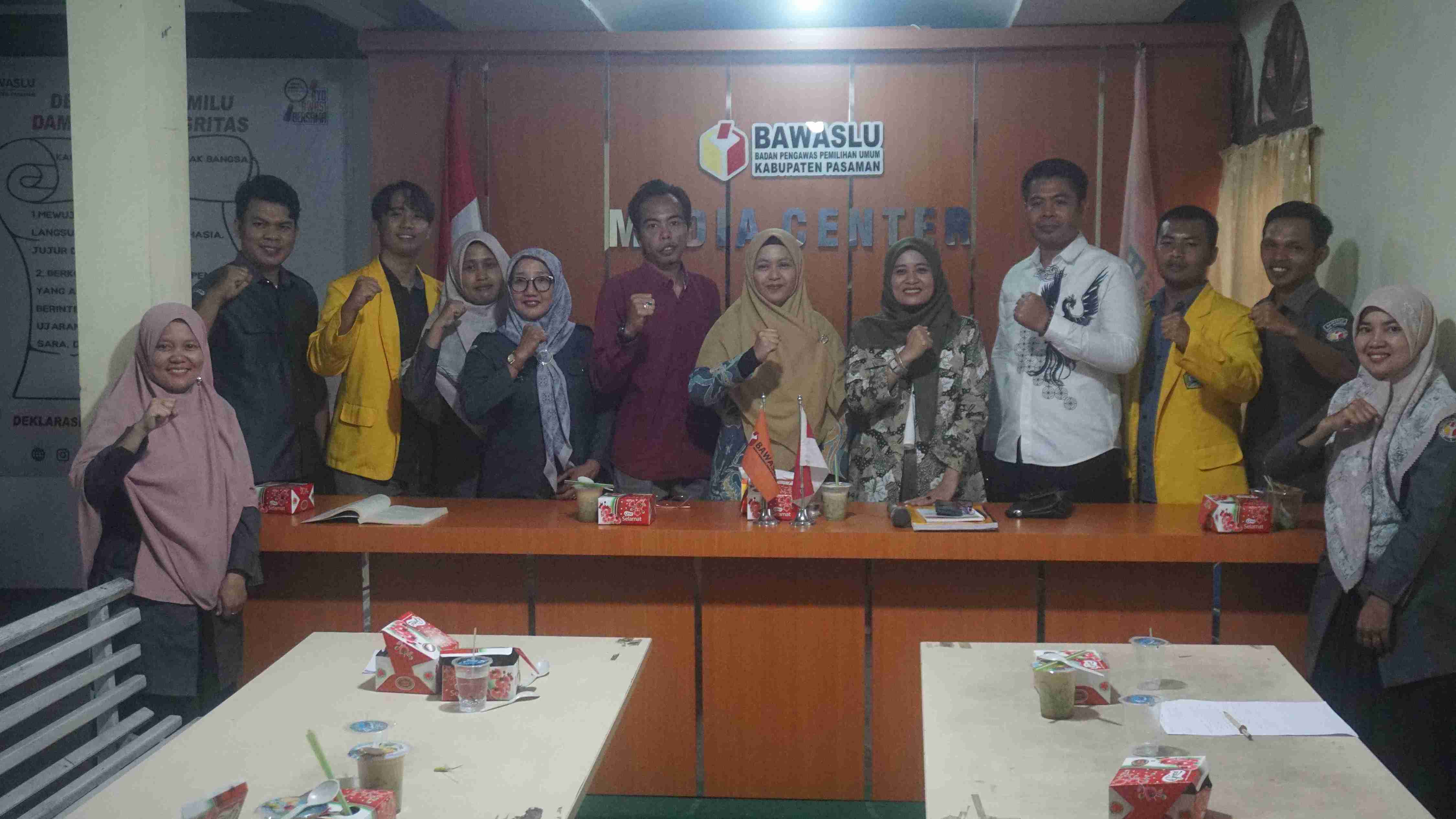 Rapat Kajian Hukum pasca putusam mk