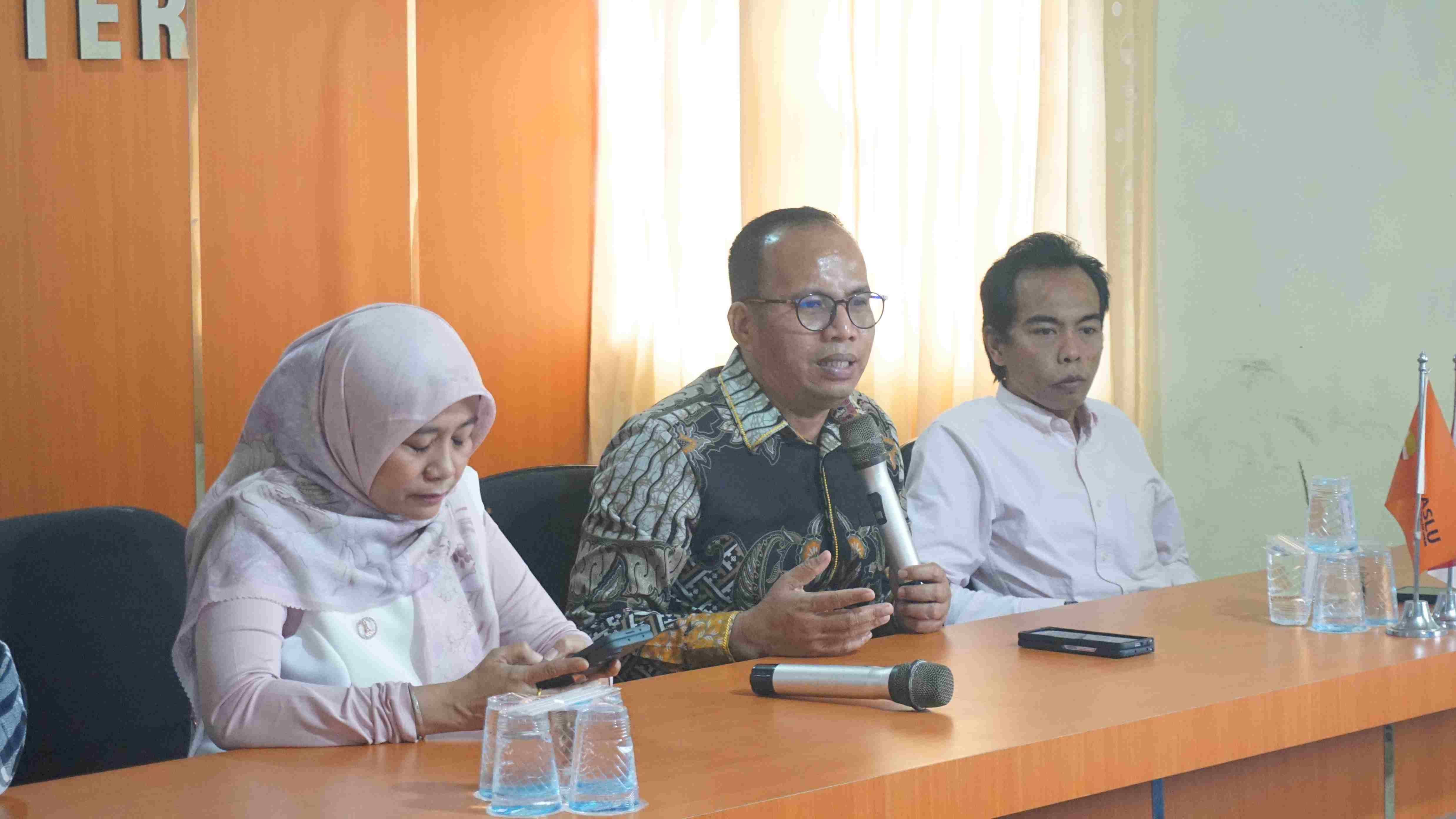 vifner dalam kegiatan Simulasi Penerimaan Laporan dan Temuan Pelanggaran Pemilu