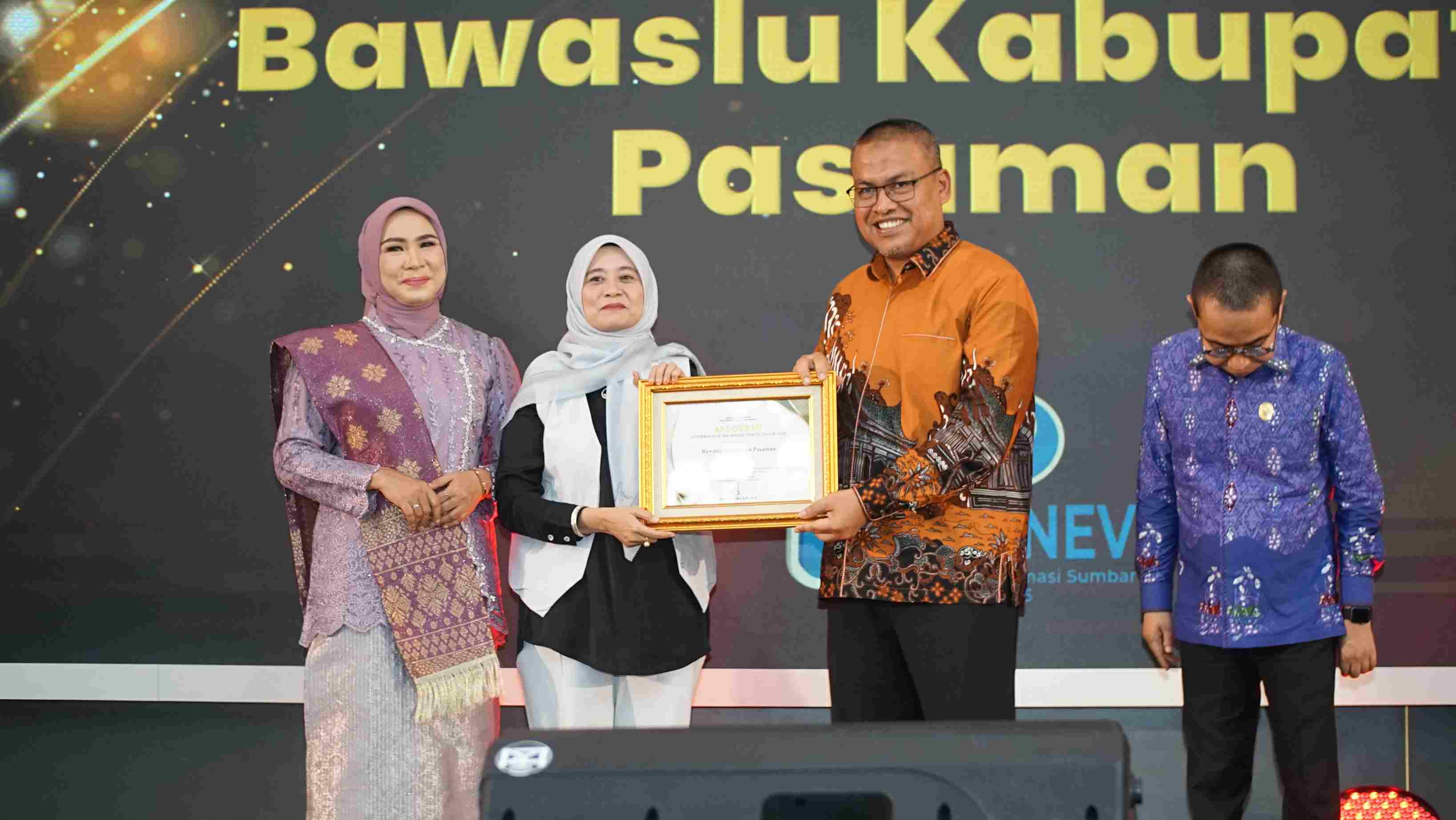 Bawaslu Pasaman Raih Kualifikasi “Informatif” untuk Kategori Bawaslu Kabupaten/Kota