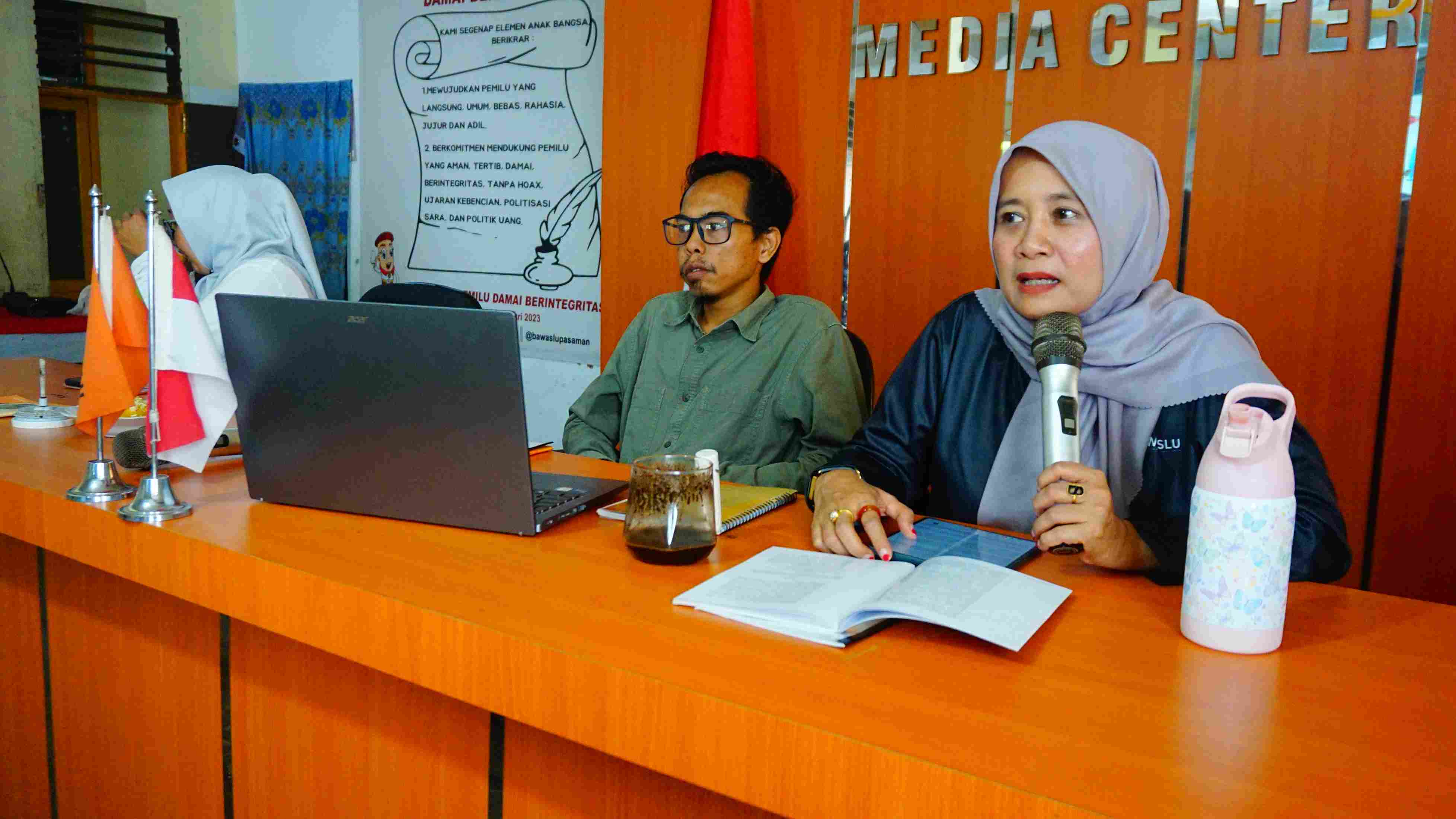 kegiatan Penguatan Kapasitas Kelembagaan dengan  tema “Meningkatkan Efektivitas Pengawasan Menuju Proses Penanganan Pelanggaran Pemilu”.