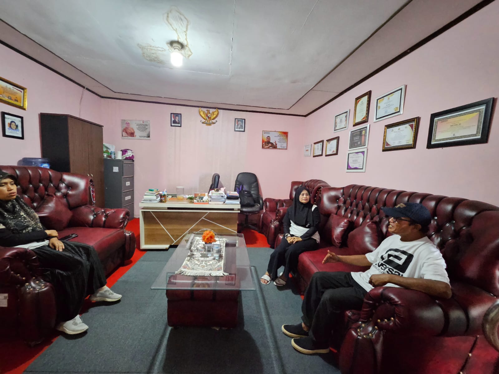 pertemuan konsolidasi yang digelar Bawaslu Pasaman bersama National Paralympic Committee (NPC) Kabupaten Pasaman