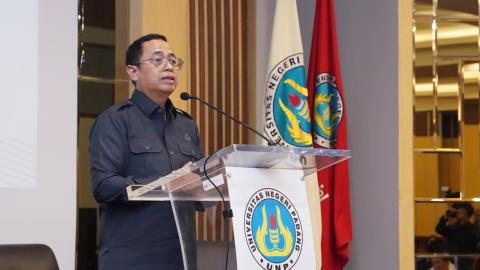 Kegiatan Bawaslu Campus Connect di Universitas Negeri Padang
