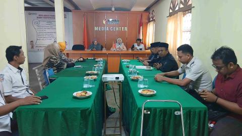Rini Juita (Ketua Bawaslu Pasaman) dalam kegiatan Konsolidasi demokrasi Bawaslu Pasaman