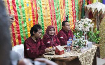 Ketua dan anggota Bawaslu 