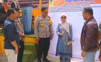 Bawaslu Kabupaten Pasaman lauching Kampung  pengawasan pemilihan di Kecamatan Bonjol melalui seni budaya sekaligus Launching kampung pengawasan zero politik uang