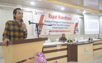 Pembukaan kegiatan oleh Anggota Bawaslu Pasaman