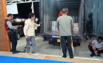 Zaini Afandi, (Anggota Bawaslu Pasaman) lakukan pengawasan Melekat