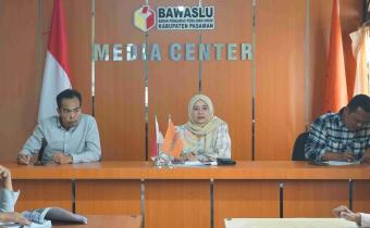 Rapat Pleno Rutin Bawaslu Kabupaten Pasaman